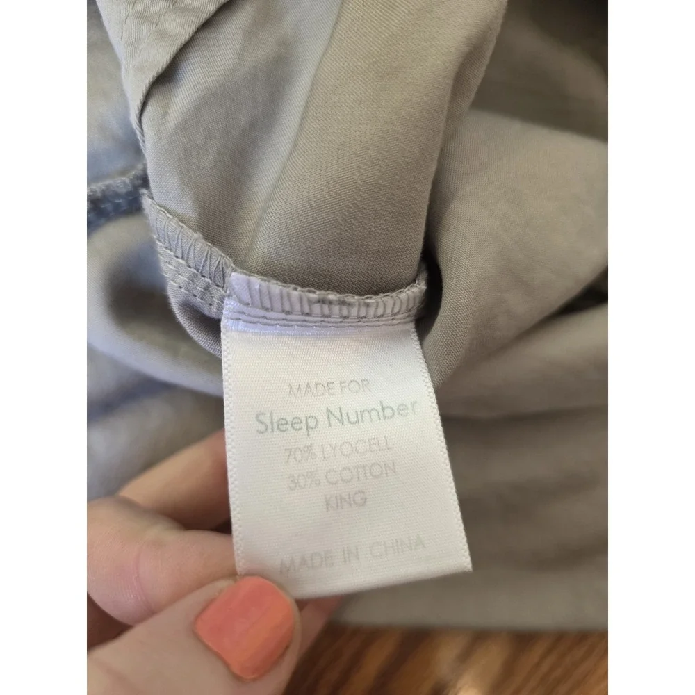 Sleep Number Pillowcases King Size (2) Gray Color Sateen Cotton Lyocell Soft EUC